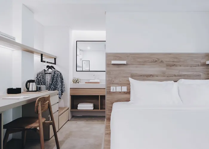 ホテル Lloyd's Bali 4*