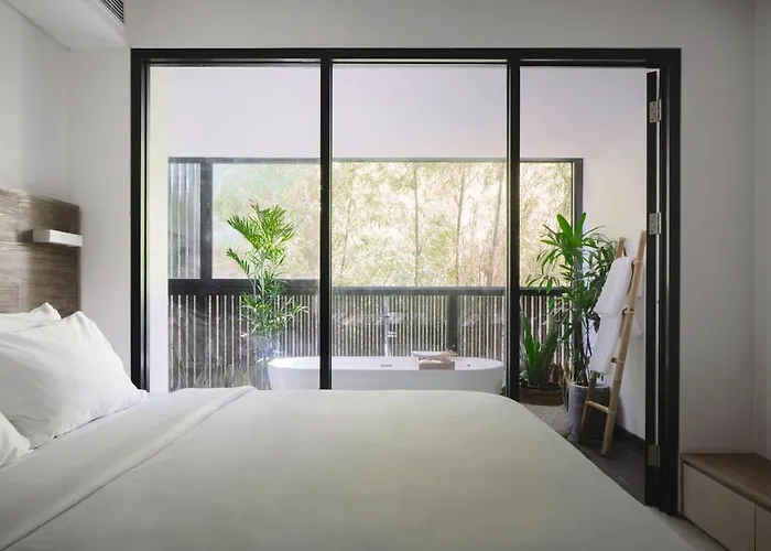 ホテル Lloyd's Bali 4*