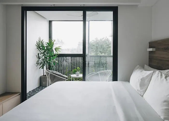 ホテル Lloyd's Bali 4*