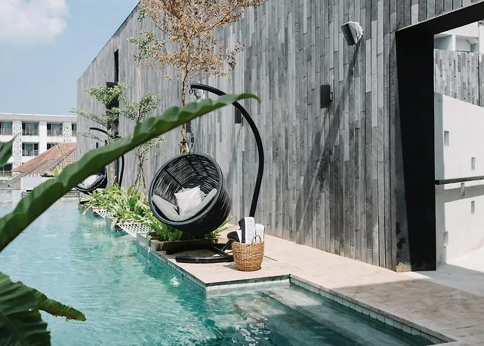 Lloyd's Bali 4* Seminyak